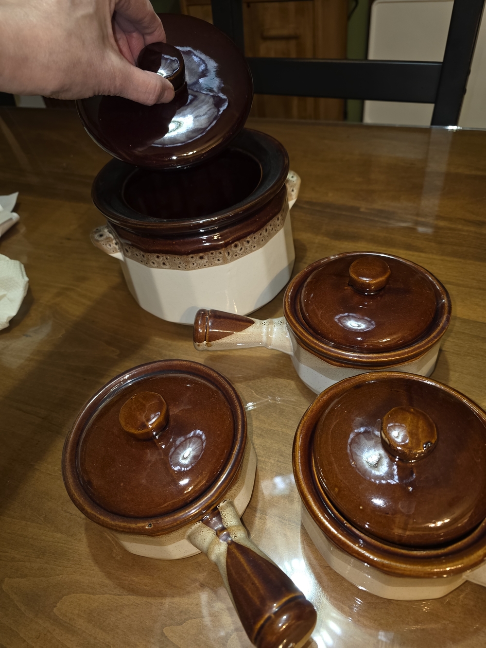 Kohl's Brown and Cream Ceramic Crock Set Soup Tourine & Crock Bowls 5pc Set *10